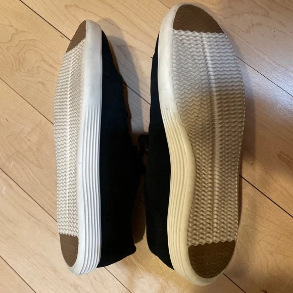 COLE HAAN Grand OS Black Suede 9.5 lace up - Picture 4 of 7